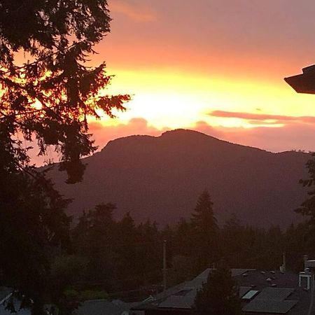 Modern Studio With Soft Tub And Mountain Views - Ratcliffe Guest Suite ダンカン エクステリア 写真